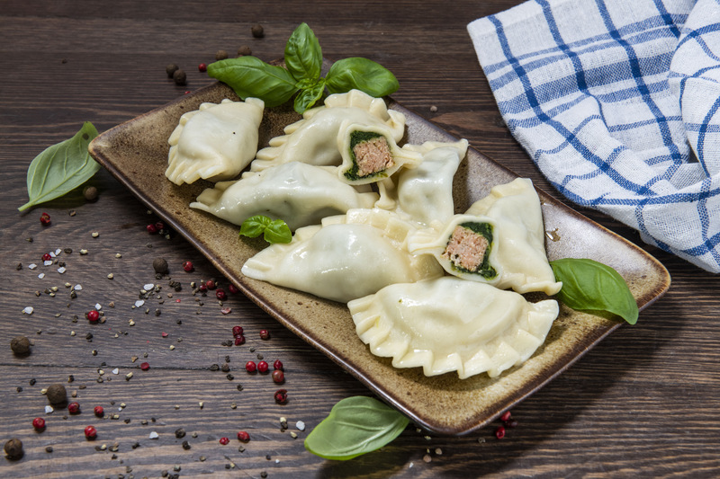 Pierogi ze szpinakiem i łososiem (opak. 400 g)