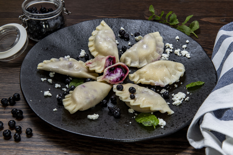 Pierogi z serem i jagodami (400 g) 