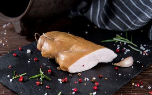 Pierś wędzona z kurczaka (około 130g)